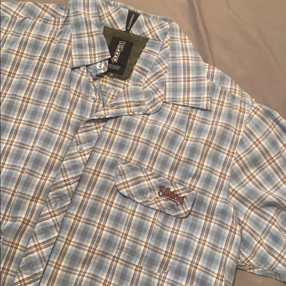 Billabong button up short sleeve casual dressshirt